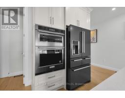 956 EAGLETRACE DRIVE - 8