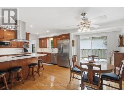 96 ROLLSCOURT PLACE - 10