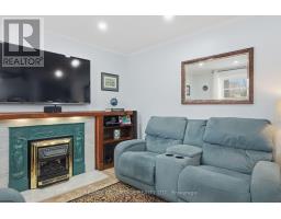 96 ROLLSCOURT PLACE - 28