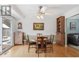 96 ROLLSCOURT PLACE - 39