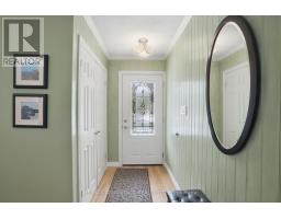 96 ROLLSCOURT PLACE - 9