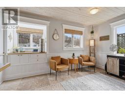 318 SELBOURNE DRIVE - 17