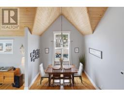 318 SELBOURNE DRIVE - 20