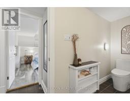 318 SELBOURNE DRIVE - 37