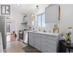 815 DEVERON CRESCENT - 10