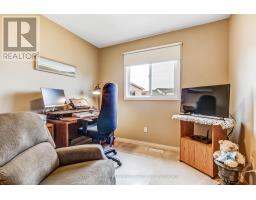 30 FOLKSTONE COURT - 12