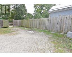 452 CHARLOTTE STREET - 30