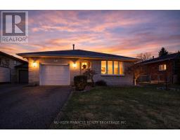 44 GOLFDALE CRESCENT - 1
