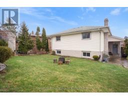 44 GOLFDALE CRESCENT - 34