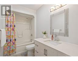 37 - 1921 FATHER DALTON AVENUE - 25