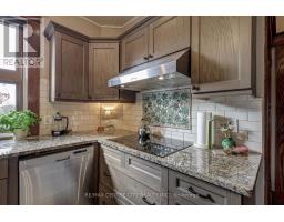 36 WILSON AVENUE - 19