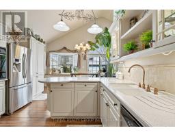 302 TALBOT STREET E - 17