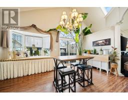 302 TALBOT STREET E - 19