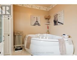 302 TALBOT STREET E - 22