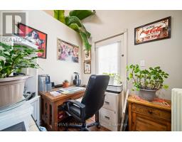 302 TALBOT STREET E - 23