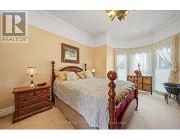 302 TALBOT STREET E - 26