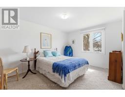 1080 VISCOUNT ROAD - 28