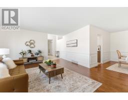 53 - 50 FIDDLERS GREEN ROAD - 11