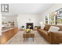 53 - 50 FIDDLERS GREEN ROAD - 13