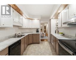 53 - 50 FIDDLERS GREEN ROAD - 17