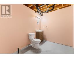 53 - 50 FIDDLERS GREEN ROAD - 39