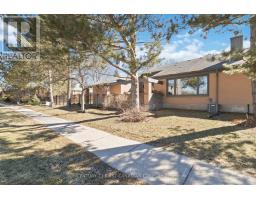 53 - 50 FIDDLERS GREEN ROAD - 46