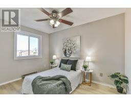 90 - 1096 JALNA BOULEVARD - 25