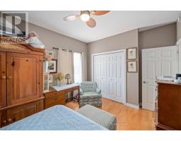 32 ROBIN STREET - 11