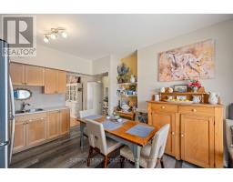 32 ROBIN STREET - 14