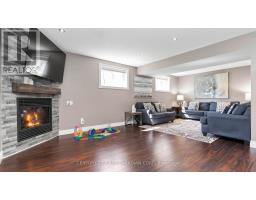 100 JOSSELYN DRIVE W - 27