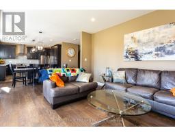 253 BOARDWALK WAY - 15