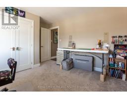 253 BOARDWALK WAY - 18