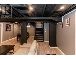 130 GILES STREET - 26