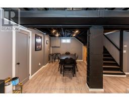 130 GILES STREET - 33