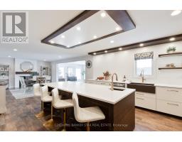 5229 WALES CRESCENT - 16