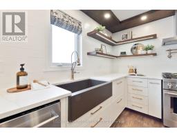 5229 WALES CRESCENT - 21