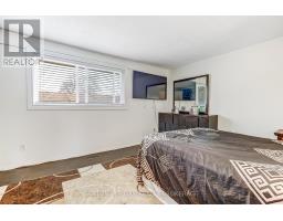 30 - 775 OSGOODE DRIVE - 13