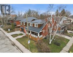 62 GERRARD STREET - 2