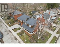 62 GERRARD STREET - 3