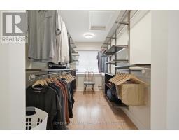 62 GERRARD STREET - 30