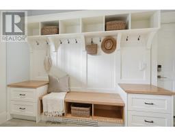 62 GERRARD STREET - 38