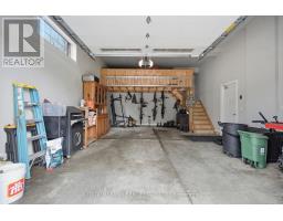 62 GERRARD STREET - 40