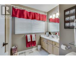 94 ASHBURY AVENUE - 34