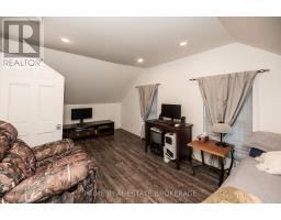 166 MAPLE STREET - 29