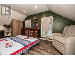 166 MAPLE STREET - 30