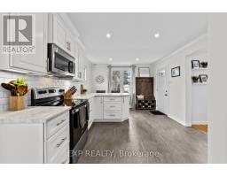 104 BARKER STREET - 23