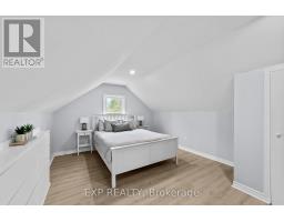 104 BARKER STREET - 33