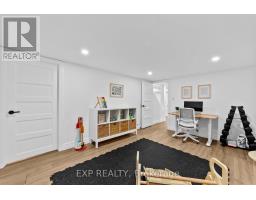 104 BARKER STREET - 42