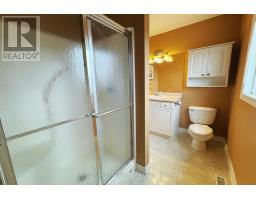 1836 HAYCOCK PLACE - 24