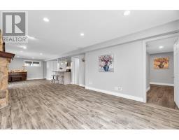 1836 HAYCOCK PLACE - 33